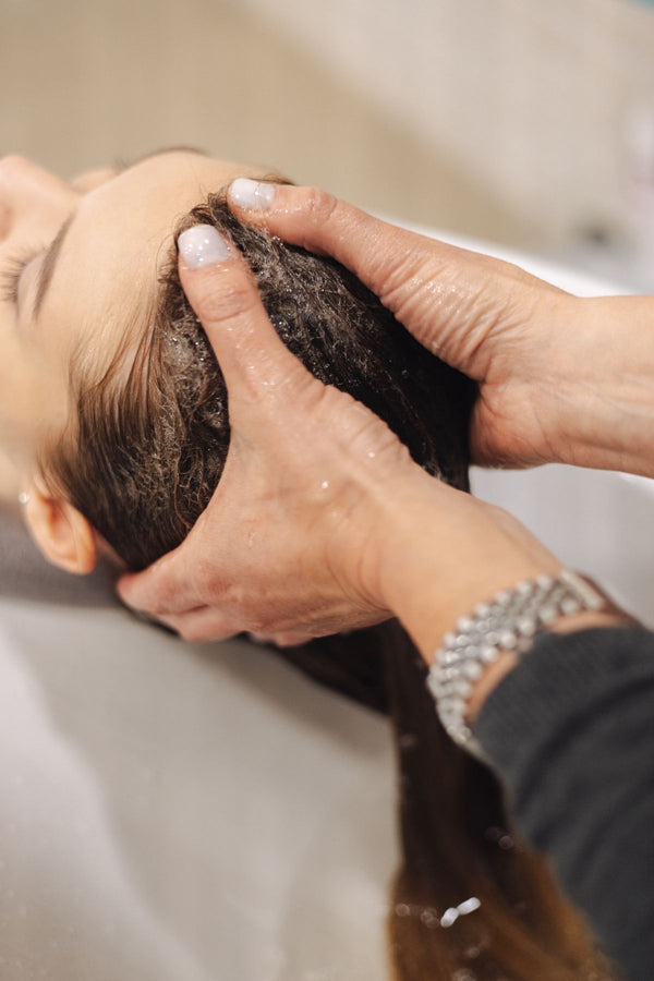 ScalpSpa Massaging Shampoo Brush